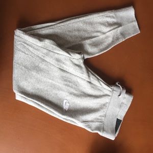 NWT Nike slim fit grey sweatpants M